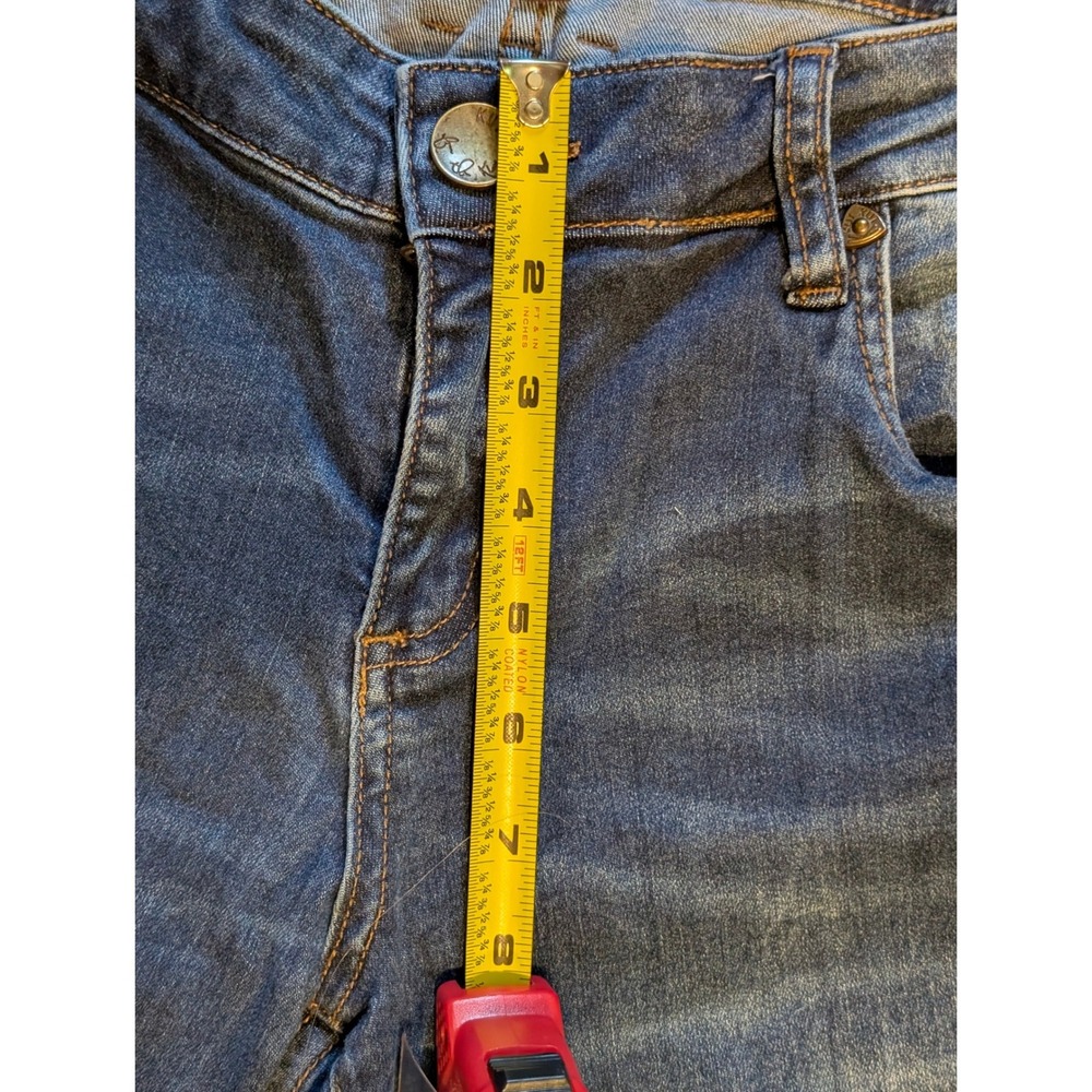 Kut from the Kloth Catherine Mid Rise Boyfriend Jeans size 6 - Picture 7 of 9